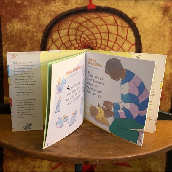 THE BABY’S GAME BOOK (hardcover) - Picture 4 of 7